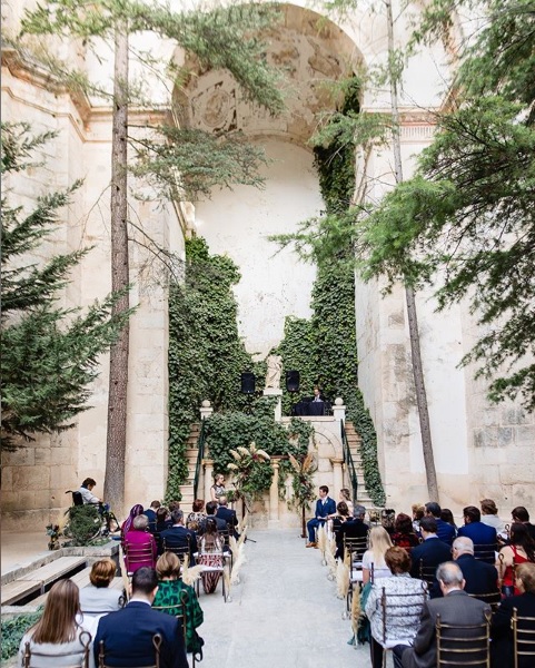 Ceremonia nupcial en los jardines del Monasterio de Lupiana